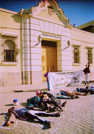 Campaña contra el sida y las prisiones