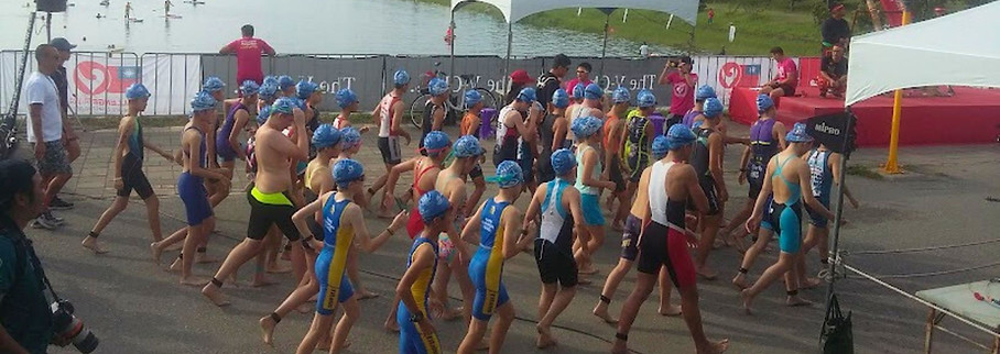Children walking toward the swim area at Challenge Kids Triathlon Taiwan 2019