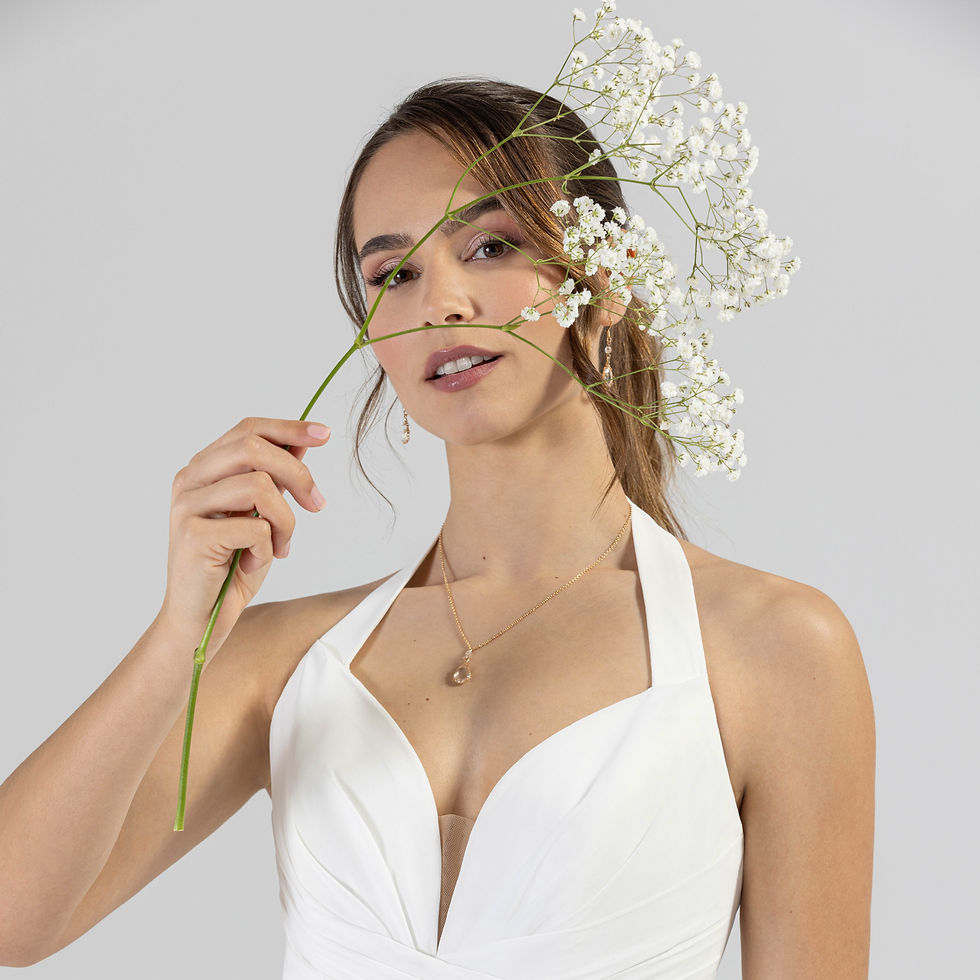 Miniature : Robe de mariée encolure  américaine Eglantine
