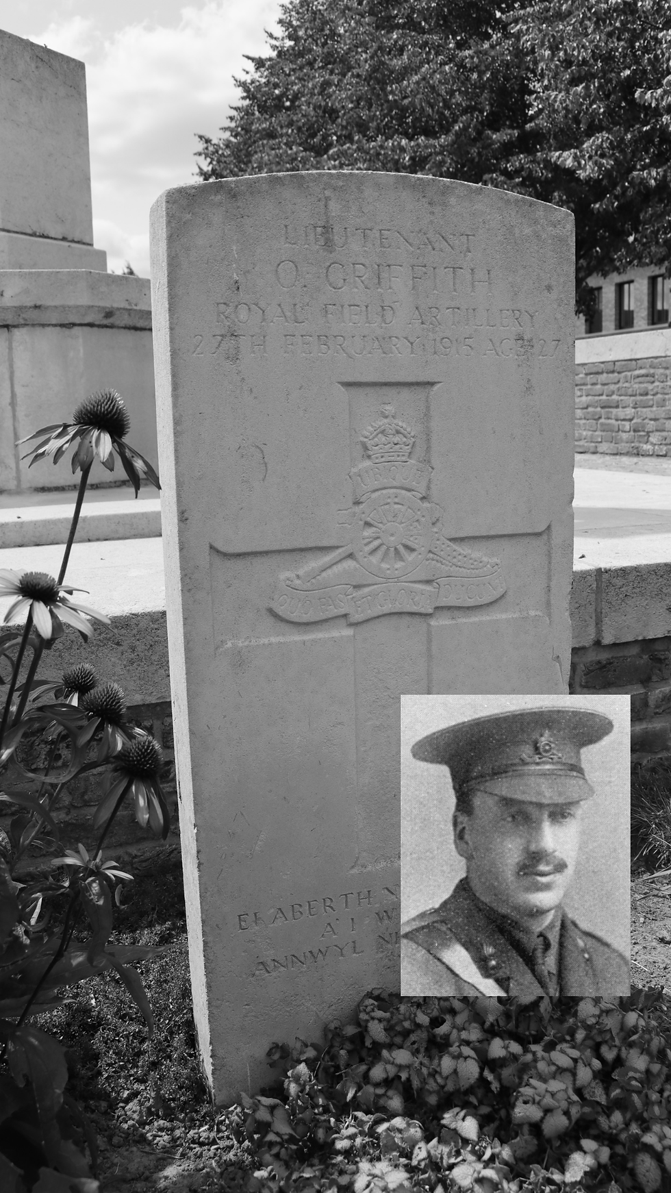 Nieuwkerke (Neuve Eglise) Churchyard, CWGC, Ypres, Ieper, Flanders