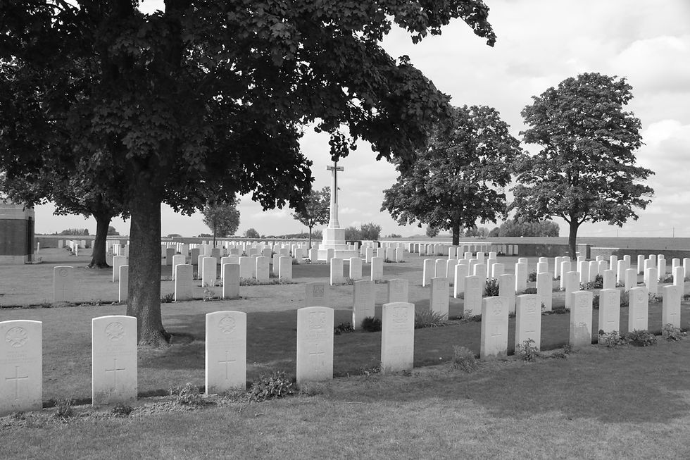 British Airmen - Chester Farm Cemetery