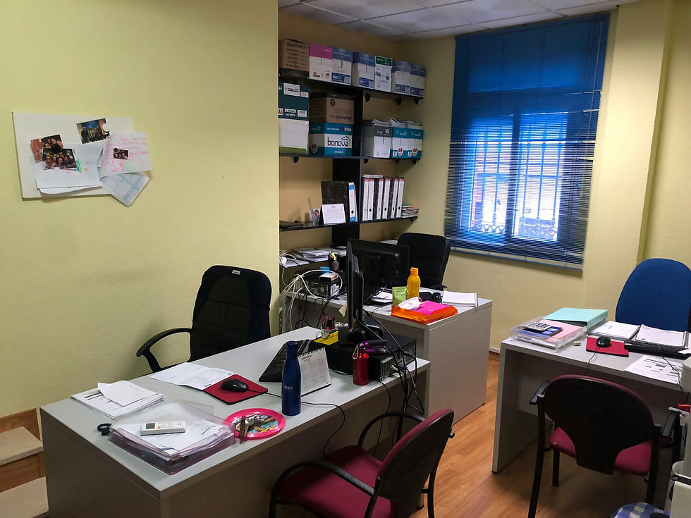 Miniatura: Local comercial en calle Ruiz Tagle