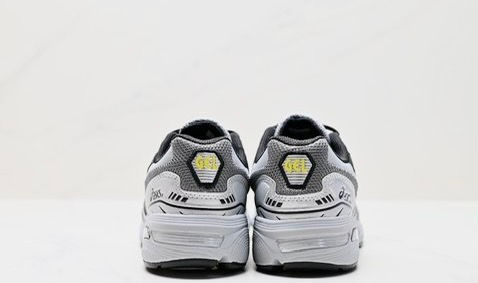 Thumbnail: ASICS GEL 1090 ‘MID GREY’