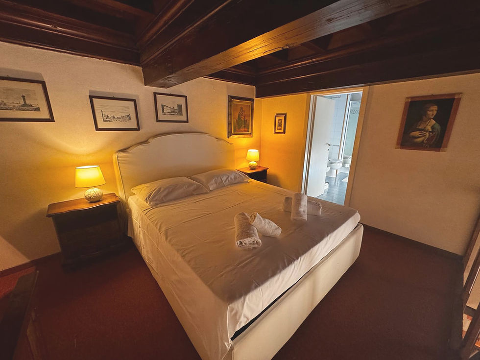 foto camera matrimoniale_edited.jpg