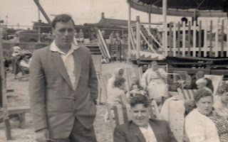 Mr & mrs Lee No 56 Mr Fellows (tippy) standing