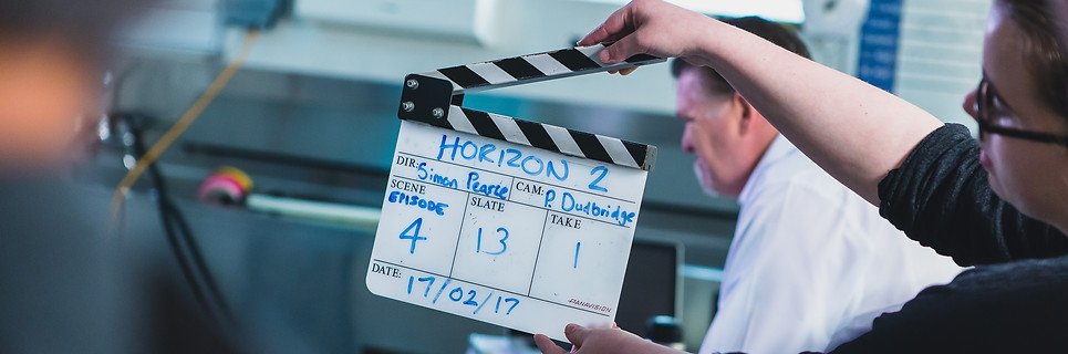 HORIZON-S02-MORGUE-HIRES-019.jpg