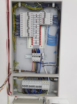 Electric Main