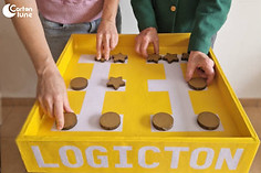 location-jeu-carton-lune1.jpg