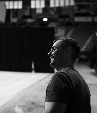 04202016_RECN_GaryVee-0029.jpeg