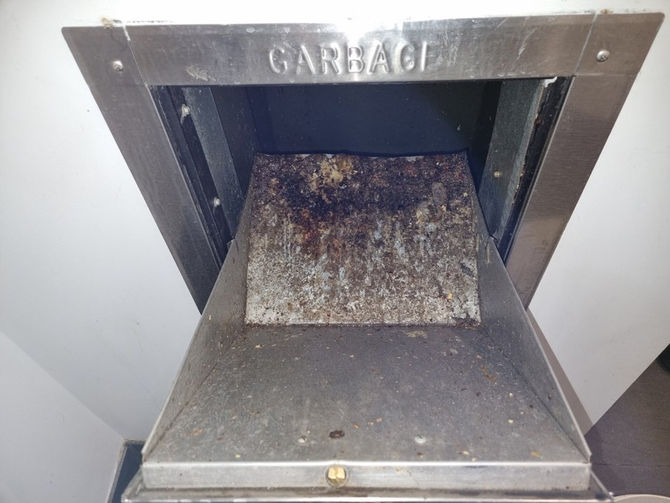 Chute Cleaning Service 08.05.2023