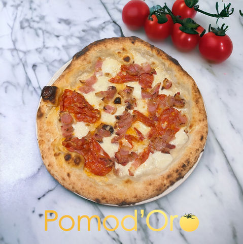 MOZZARELLA DI BUFALA, GUANCIALE E SPIANATA