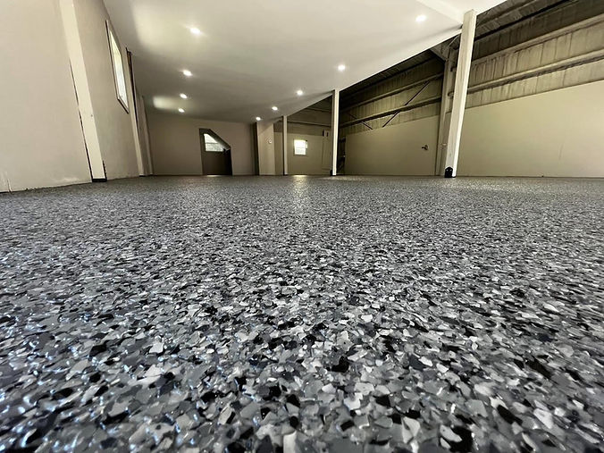 plancher epoxy garage flocons