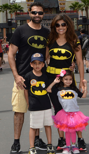 Owner of Cakepopcouture and family. We specialize in custom cake pops and cake balls in the north tx area