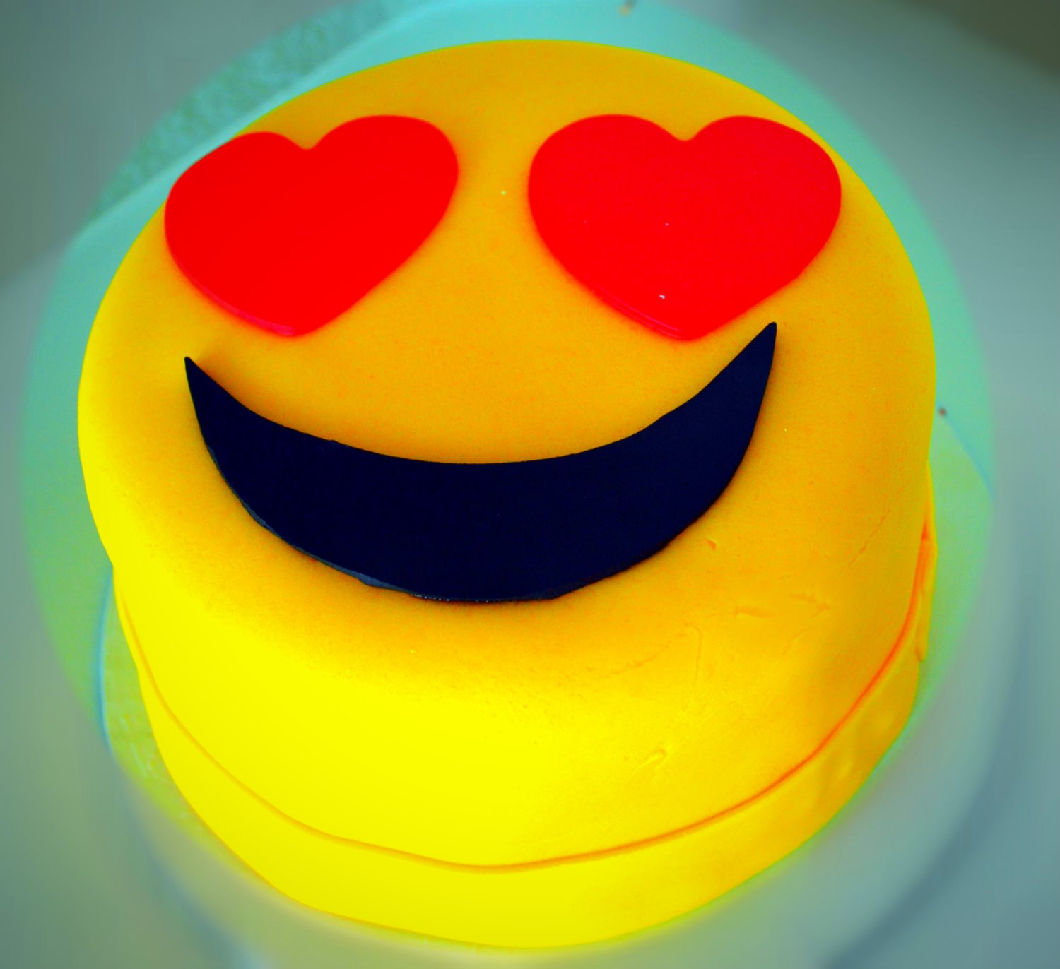 Emoji Smash Cake