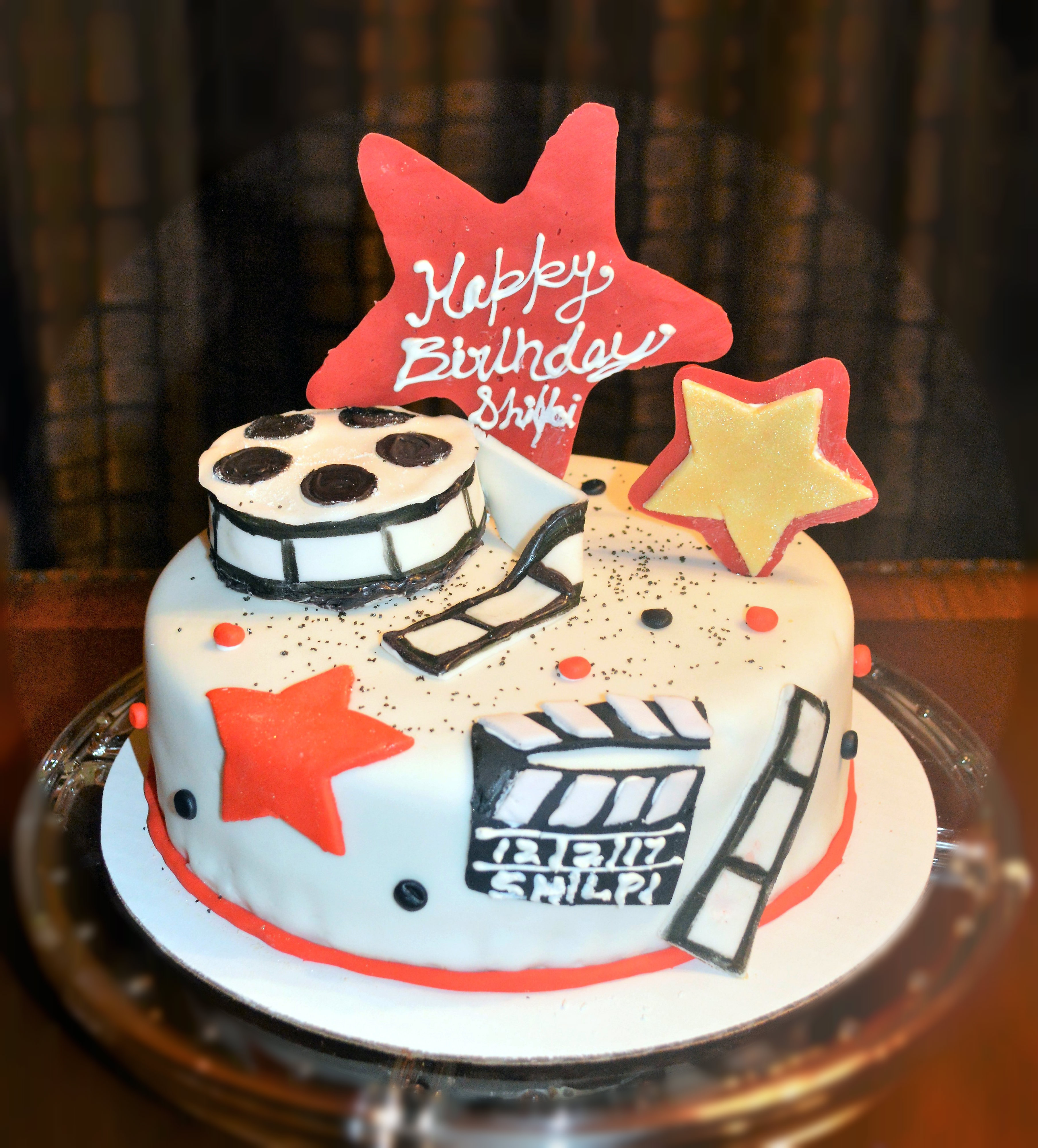 Hollywood Cake