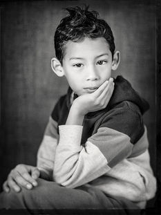 Portrait noir et blanc, émotion et lumière — tirage d’art.