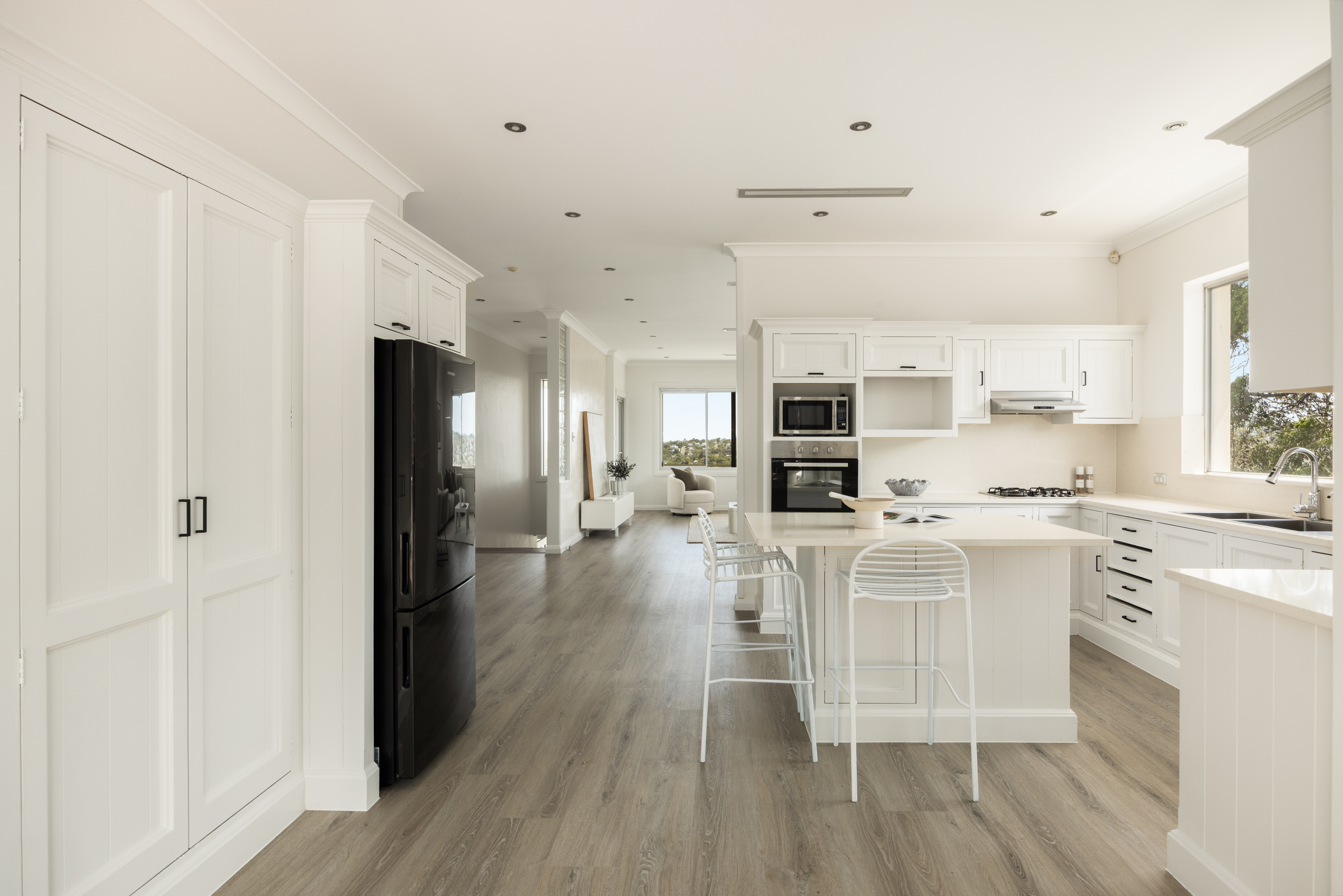 34 Heather Street, Wheeler Heights, NSW 2097 gallery image 3