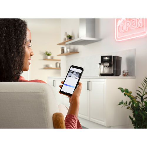 Thumbnail: Bosch VeroCafe 800 automatic espresso machine with milk frother