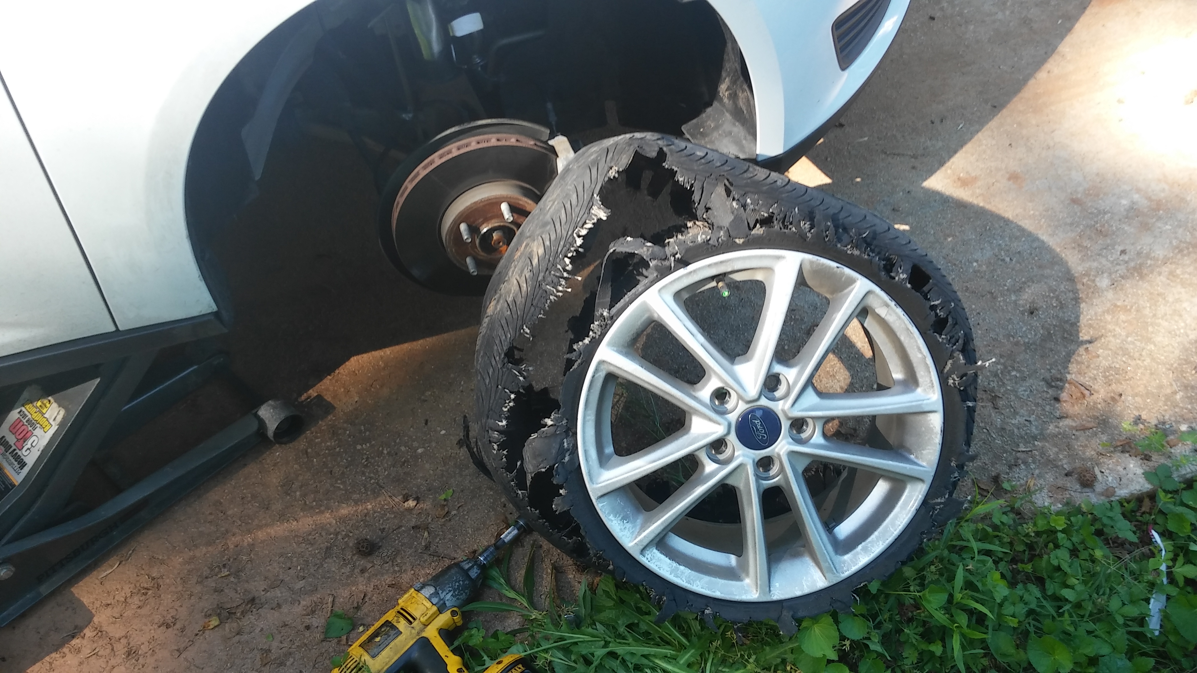 Nearest Used Tire Shop >> Mobile Tire Shop New Tires Atlanta Intire Mobile Tire Shop Nearest Used Tire Shop >> Mobile Tire Shop New Tires Atlanta Intire Mobile Tire Shop
