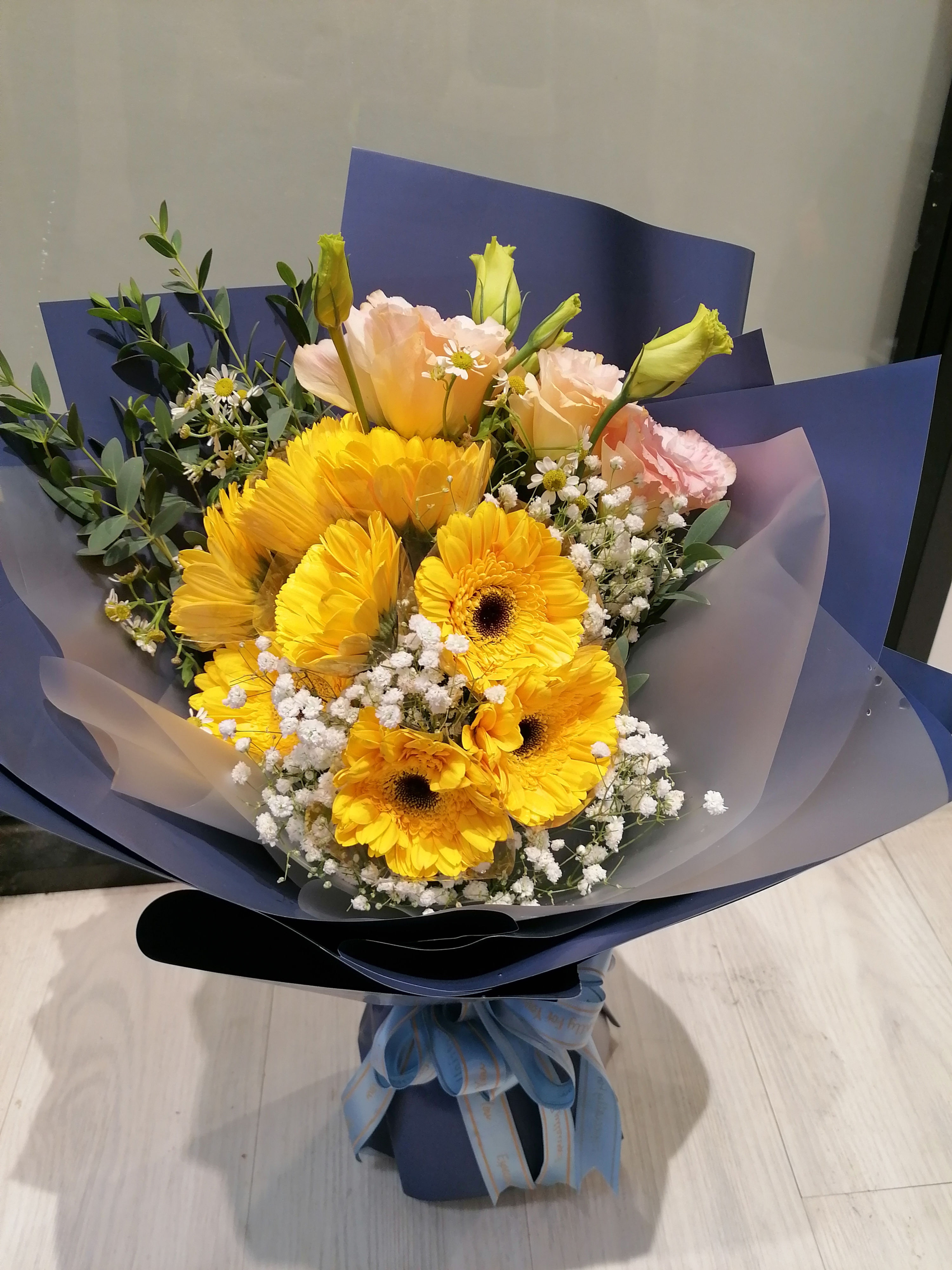 BO-044   8支太陽花桔梗花束