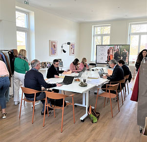 Réunion d'équipe à la Distillerie