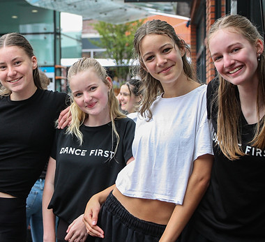 Luilakmarkt en Zomer in De Mare 2025-15.JPG