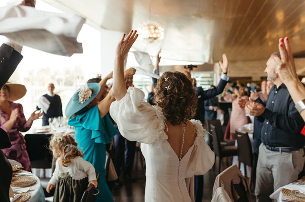 Boda en la iglesia de Santa Ana -68.jpg
