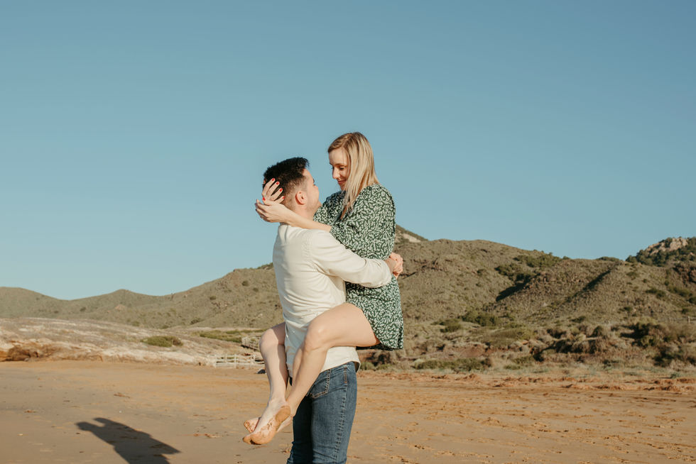 preboda en la playa de calblanque, fotógrafo bodas Murcia, fotógrafo Murcia, fotografía sin posados, bodas Murcia, fotografia bodas Murcia, cabo de gata destination Wedding photographer