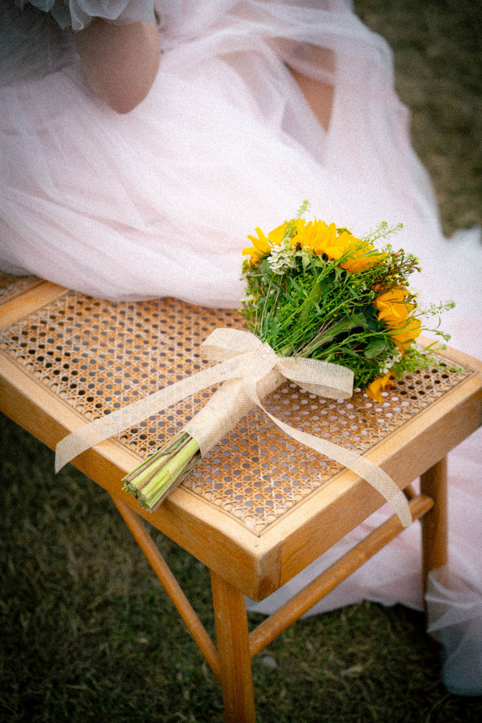 Captura de emociones en un enlace nupcial en Valencia – servicio de fotografía y videografía.