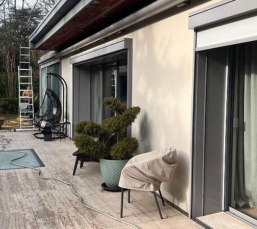 store a decent vertical meyrin