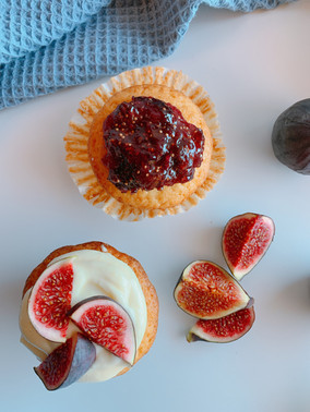 Cupcakes de higos con frosting y mermelada casera