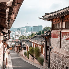 35 Essential Places to See in Seoul
