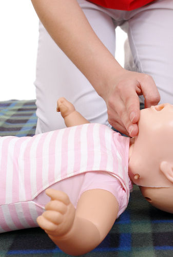 Infant CPR & first aid course port macquarie