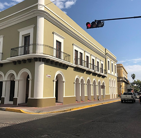 antes y despues de pintar edificio en mazatlan