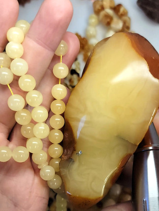 Raw AAA amber to AAA beads