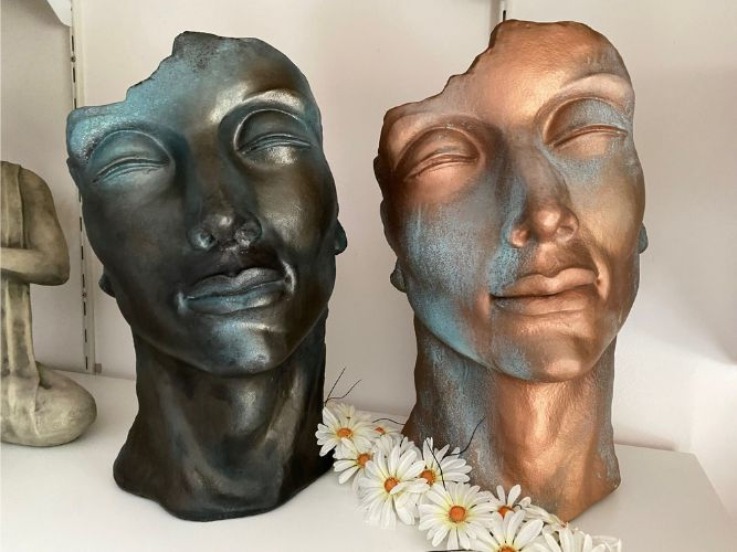 Gesichter Mann Steinskulpturen für den Wohnraum Steinguss Bronze Effekt und Kupfer Effekt