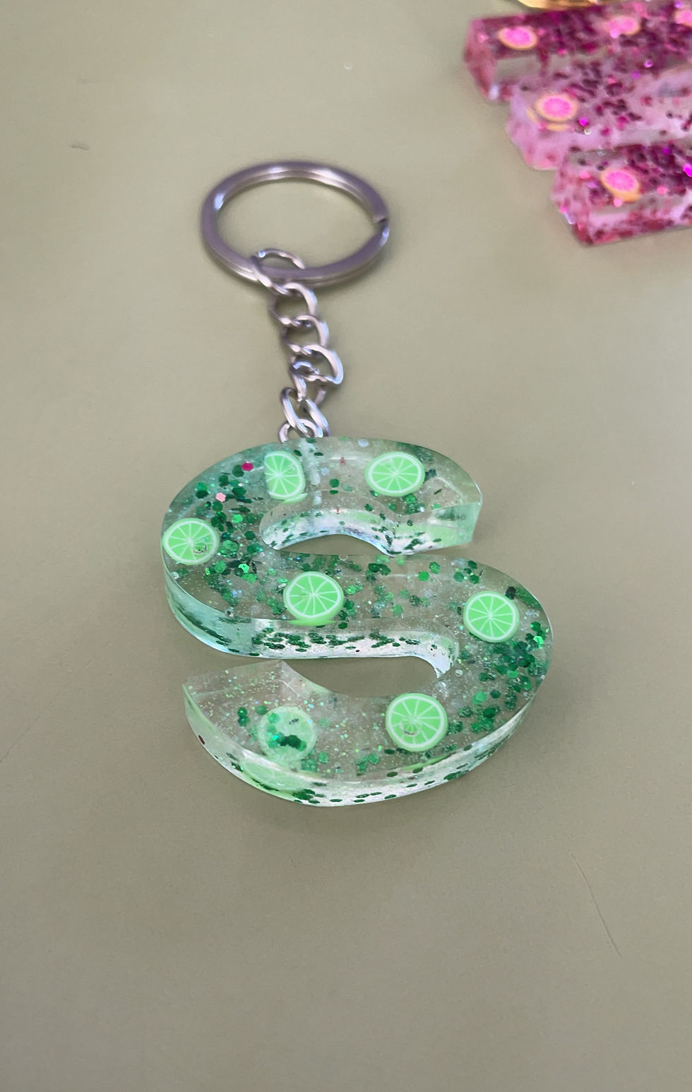 Miniatura: Llavero de inicial personalizada