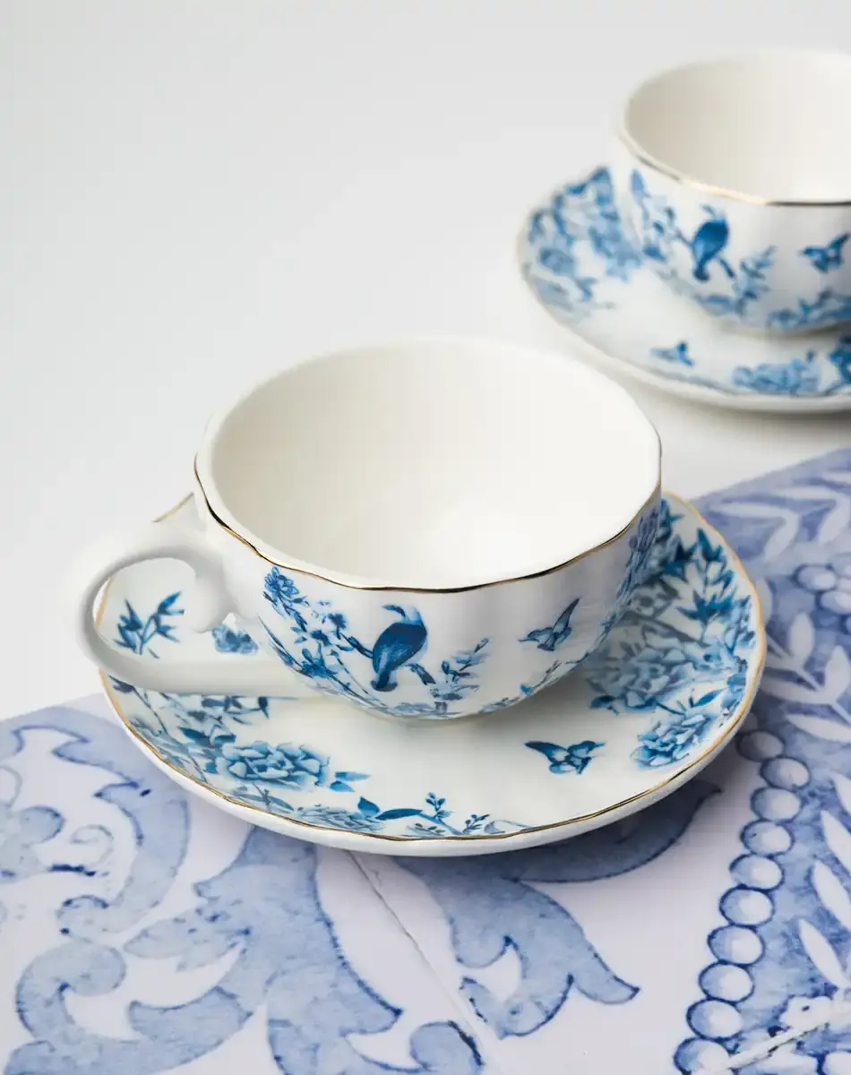 set of two cups and saucers 100 ml paradise garden in a box