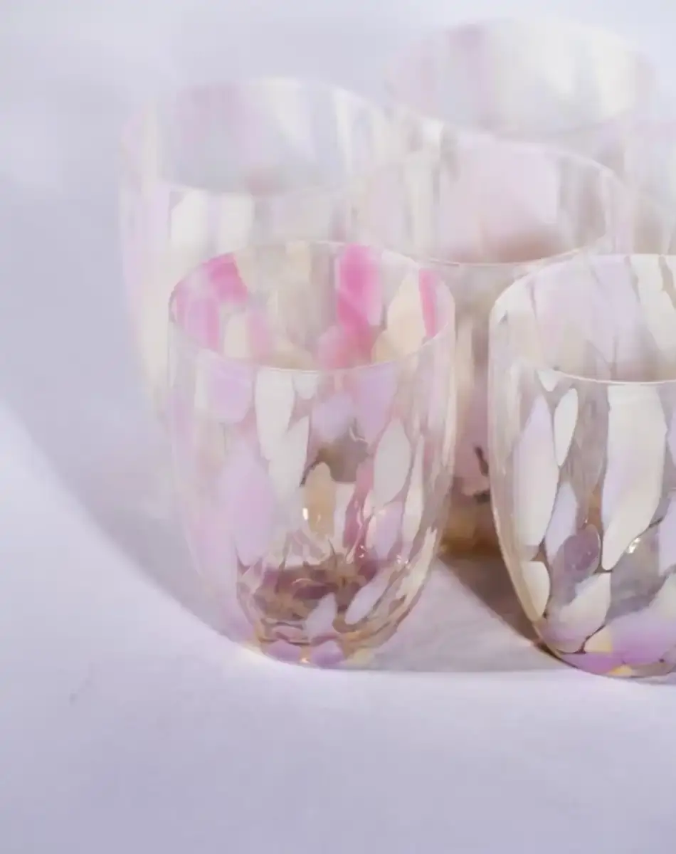 Thumbnail: rosa vanilla big cofetti tumbler