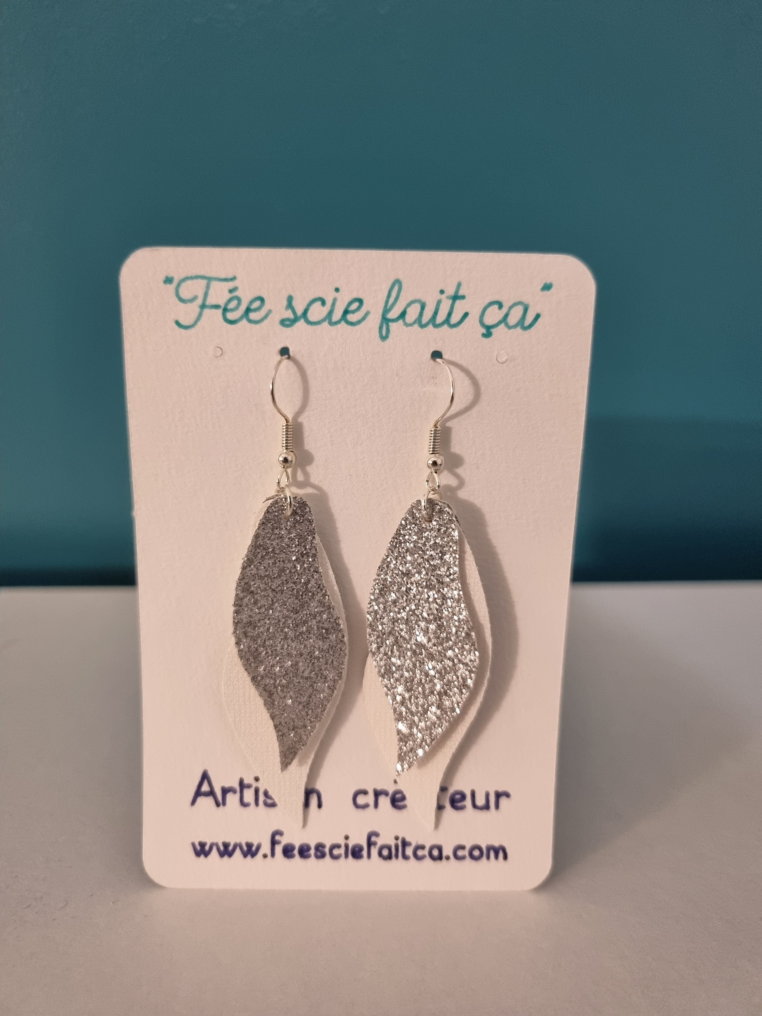 Boucles d'oreilles longues "Paillettes "