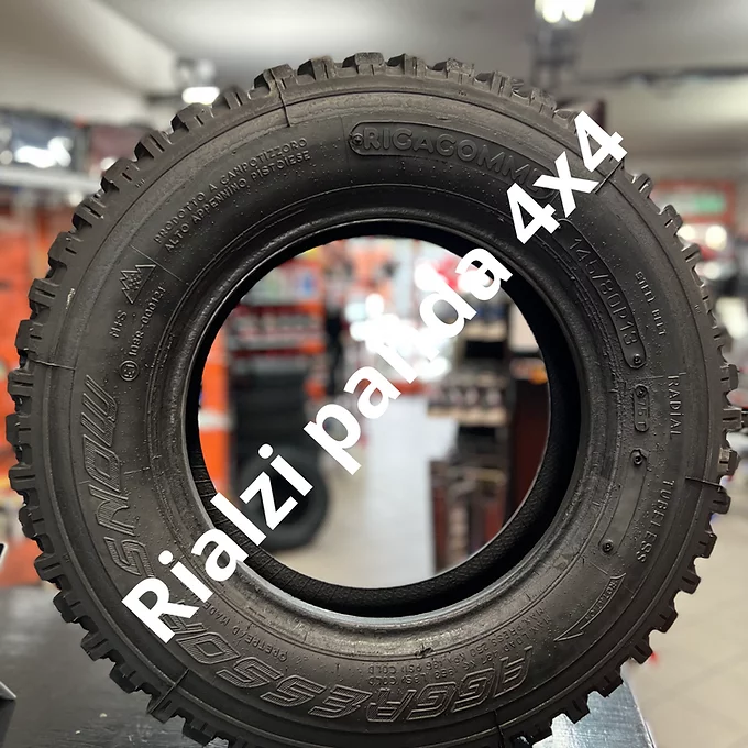 Miniatura: Pneus Maxi Cervinia 145/80 R13 Panda 4x4