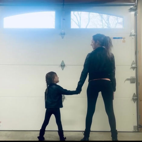 mom-and-me-dance