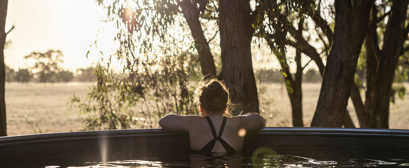 Outdoor plunge pool at Wisps of Wool event space