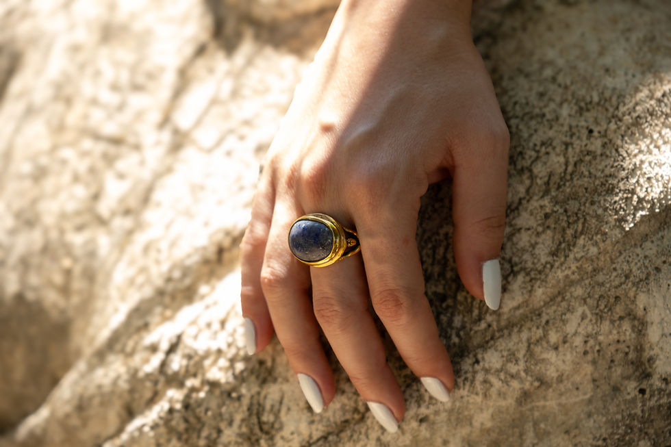 Thumbnail: Lapis Lazuli Statement Ring – Oval Blue Gemstone in 24K Gold Plated Bronze