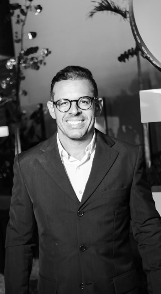 Writer: Luciano Rosas