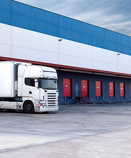 LKW-und Lagerhalle