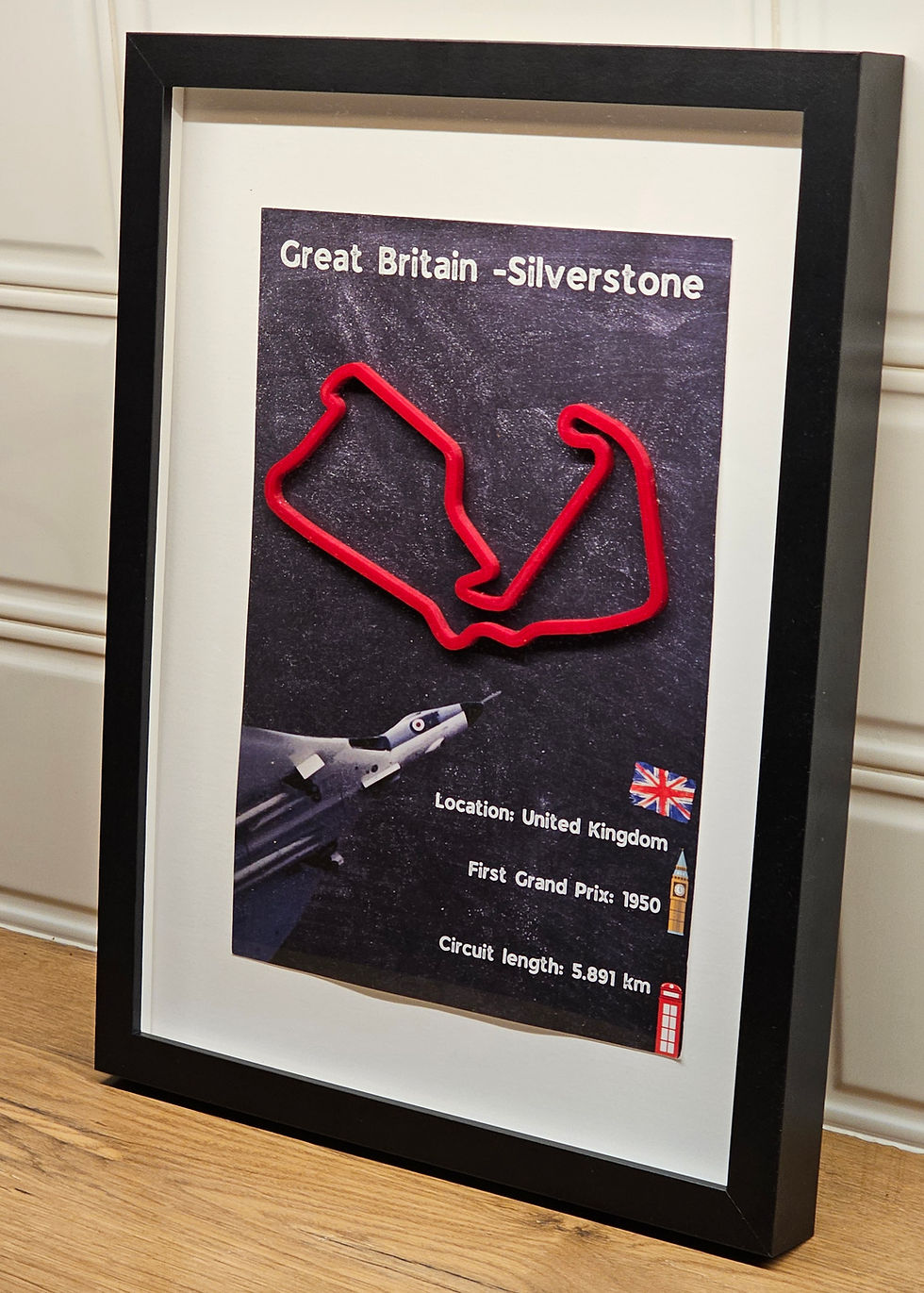 Miniatura: F1 Silverstone Circuit FRAMED Poster