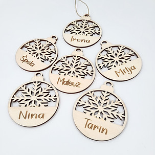 Leseni personalizirani božični okraski 1.jpg