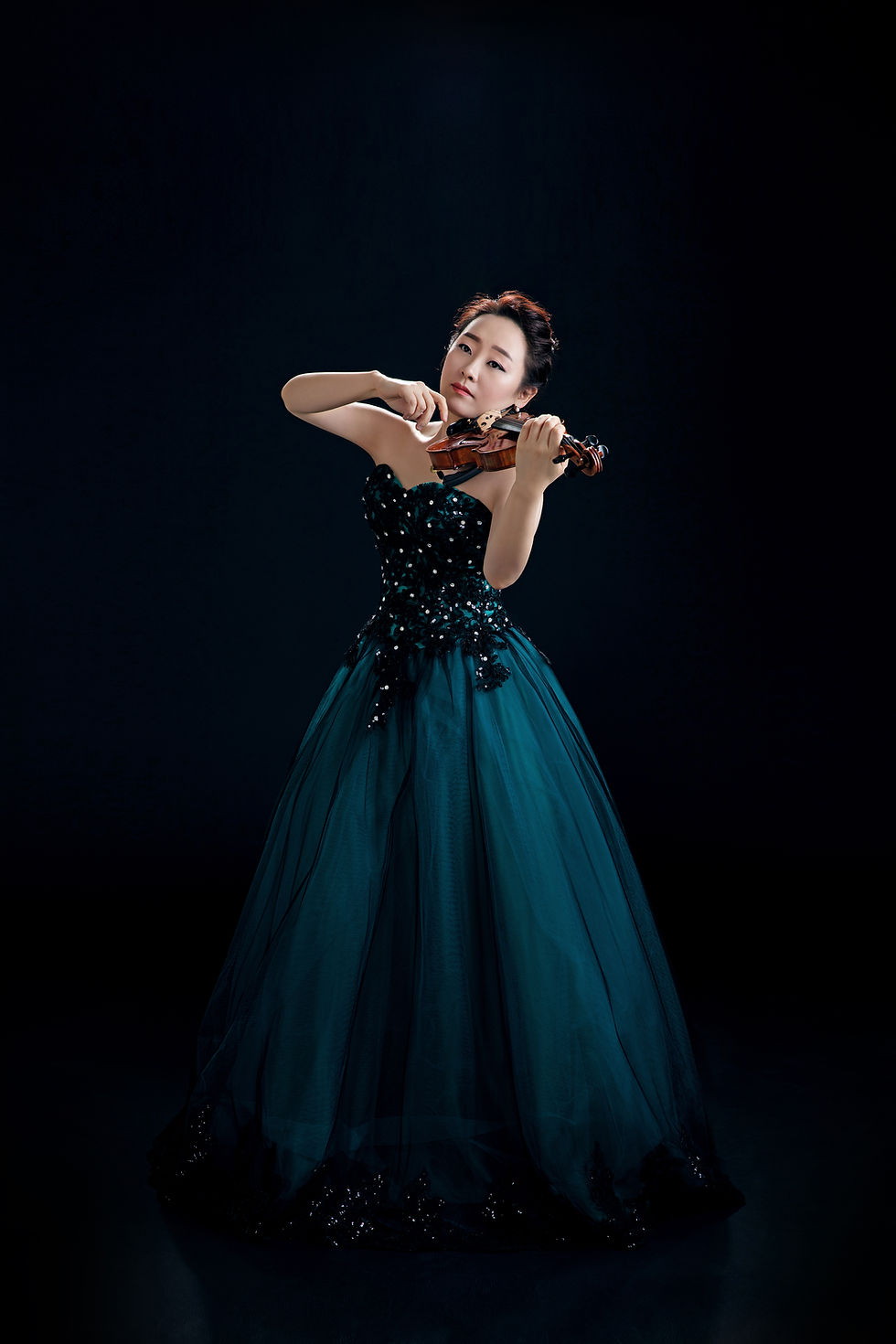 Artist portrait- photo by studio32