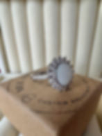 This keepsake can include any keepsake item such as breastmilk, ashes, hair, fabric, teeth, umbilical cord, flowers and more!